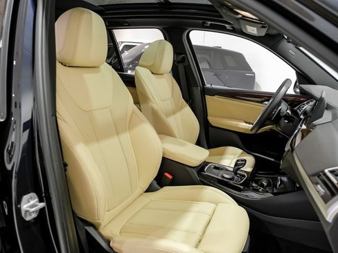 Used 2024 BMW X3 M40i w/ Premium Package image 28