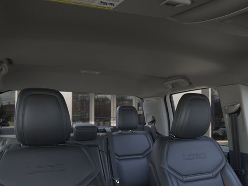 New 2026 Ford Maverick Lobo AWD/4WD image 34