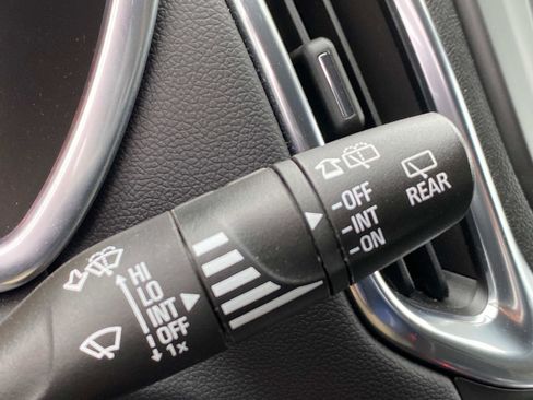 Used 2022 Chevrolet Equinox LT image 22