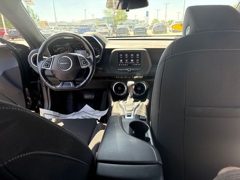Used 2022 Chevrolet Camaro LT RWD image 29