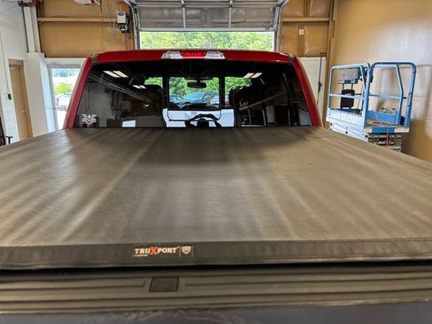Used 2020 Ford F150 XLT w/ Equipment Group 302A Luxury AWD/4WD image 26