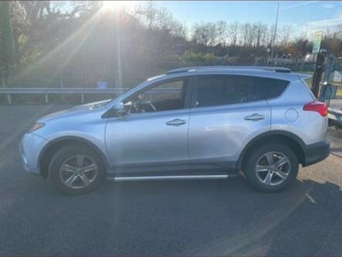 Used 2015 Toyota RAV4 XLE image 3