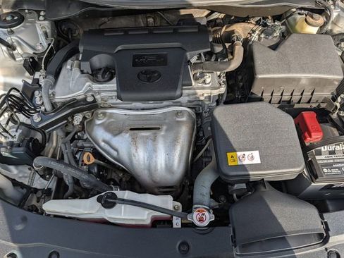 Used 2017 Toyota Camry LE FWD image 31