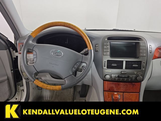Used 2006 Lexus LS 430 w/ Modern Luxury Pkg RWD image 11