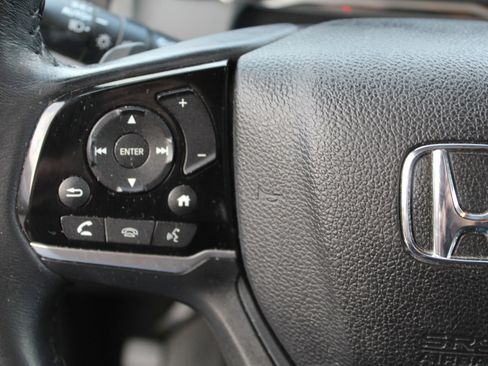 Used 2021 Honda Pilot Touring image 41