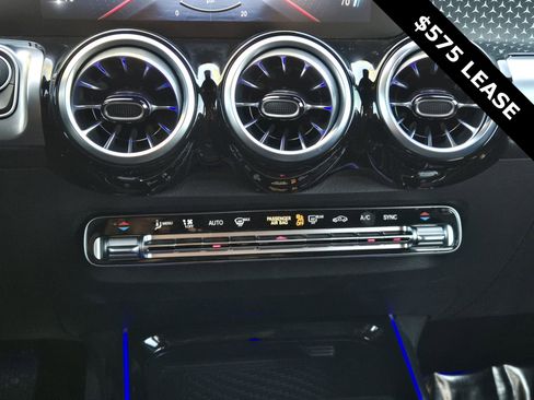 Certified 2025 Mercedes-Benz GLB 250 image 18