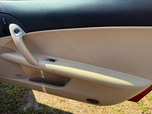 Used 2005 Chevrolet Corvette Coupe w/ Preferred Equipment Group image 22