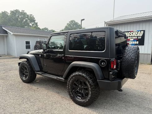 Used 2016 Jeep Wrangler Sport AWD/4WD image 3