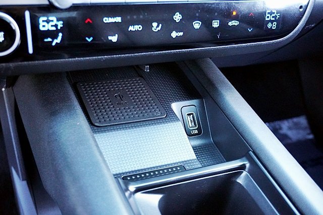 Certified 2025 Hyundai Ioniq 6 Limited RWD image 39