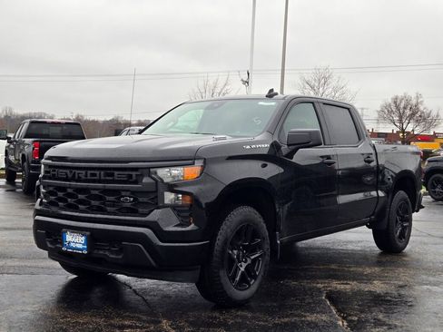 New 2026 Chevrolet Silverado 1500 Custom image 3