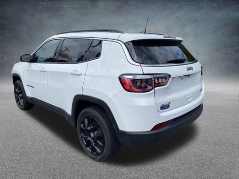 Used 2022 Jeep Compass Latitude image 23