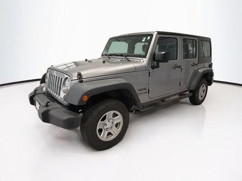 Used 2018 Jeep Wrangler Unlimited Sport w/ Connectivity Group AWD/4WD image 3