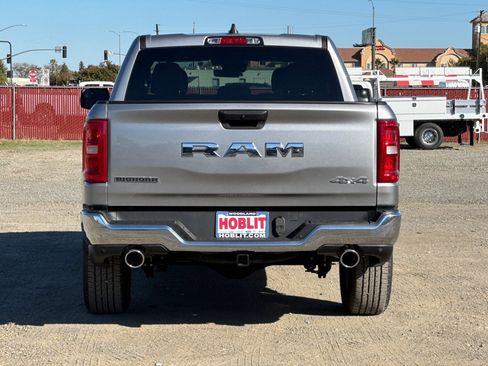 New 2026 RAM 1500 4x4 Crew Cab image 4
