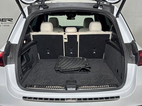 Certified 2025 Mercedes-Benz GLE 450 4MATIC image 9