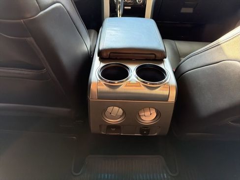 Used 2013 Ford F150 Platinum image 25