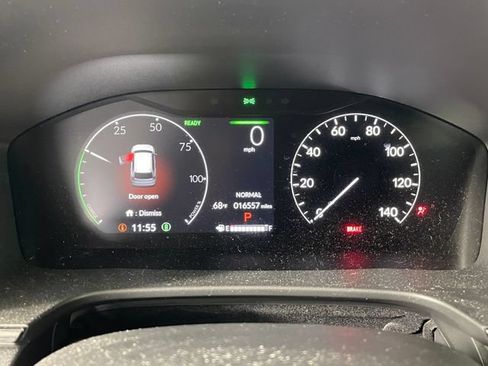 Used 2024 Honda CR-V Sport image 5