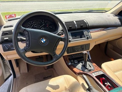 Used 2005 BMW X5 3.0i AWD/4WD image 16