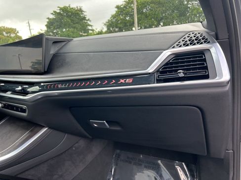 Used 2024 BMW X5 xDrive40i image 25