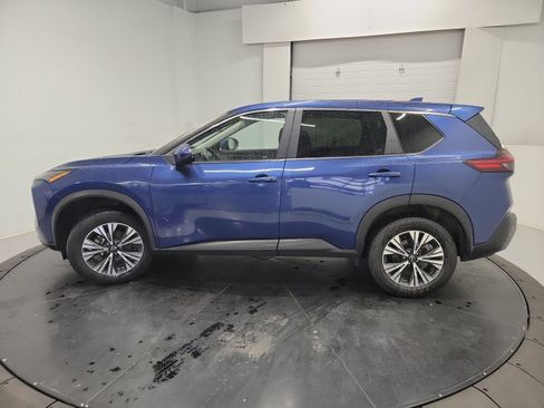 Used 2023 Nissan Rogue SV AWD/4WD image 4