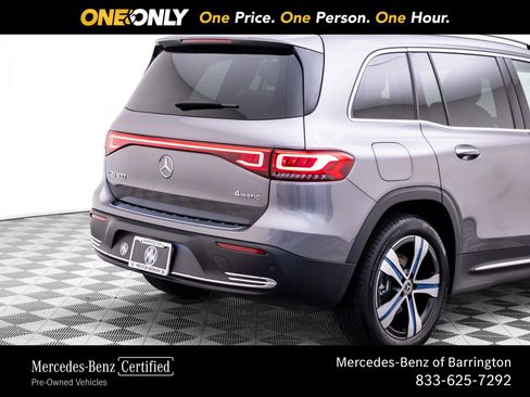 Certified 2023 Mercedes-Benz EQB 300 4MATIC w/ Exclusive Package image 41