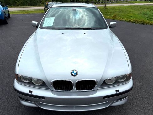 Used 2003 BMW 540i 540iA 4dr Sdn 5-Spd Auto image 4