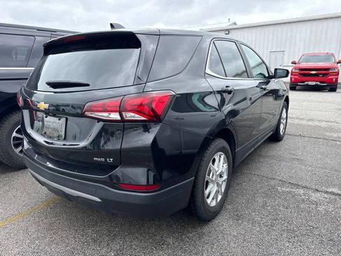Used 2022 Chevrolet Equinox LT AWD/4WD image 2