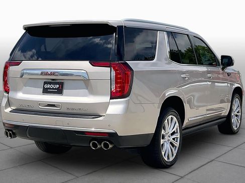 Used 2023 GMC Yukon Denali AWD/4WD image 13