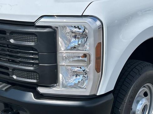 New 2026 Ford F250 XL image 9