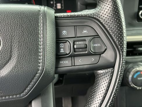 Used 2025 Toyota Tacoma SR image 13