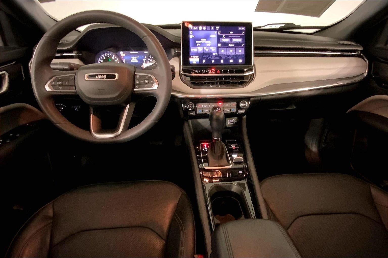 Used 2023 Jeep Compass Limited AWD/4WD image 15