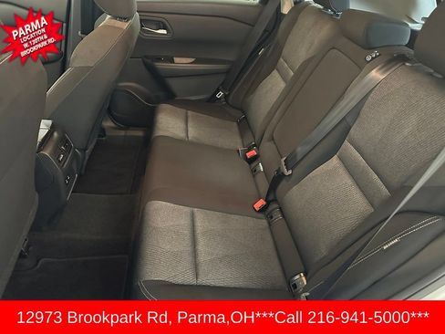 Used 2025 Nissan Rogue SV FWD image 19