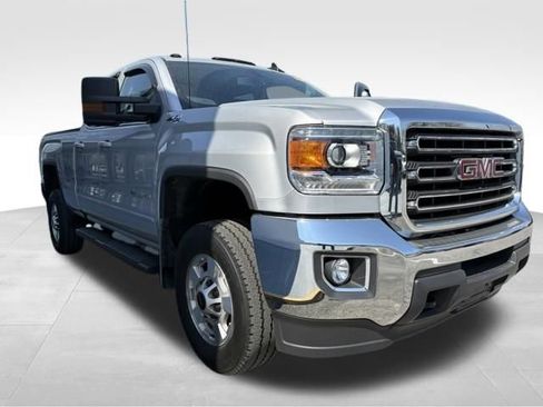 Used 2017 GMC Sierra 2500 SLE w/ HD SLE Preferred Plus Package image 1