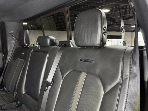 Used 2015 Ford F150 Platinum w/ Equipment Group 701A Luxury AWD/4WD image 19