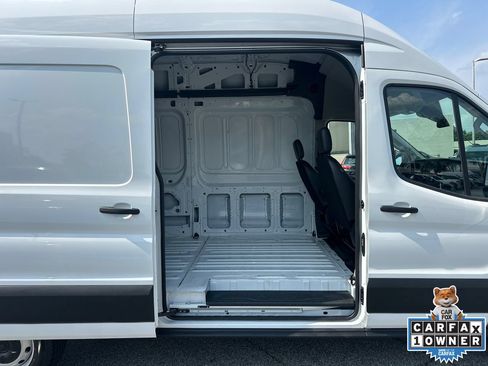 Used 2025 Ford Transit 250 148 High Roof RWD image 15