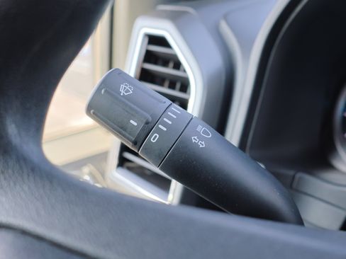 Used 2020 Ford F250 XLT w/ XLT Premium Package image 19