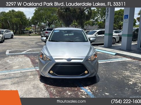 Used 2020 Toyota Yaris LE FWD image 5