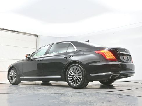 Used 2017 Genesis G90 3.3T Premium image 30