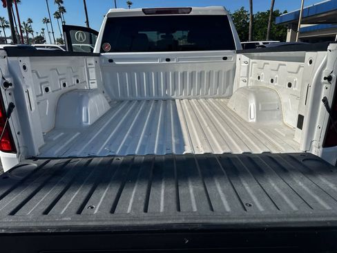 Used 2021 Chevrolet Silverado 1500 LT image 15