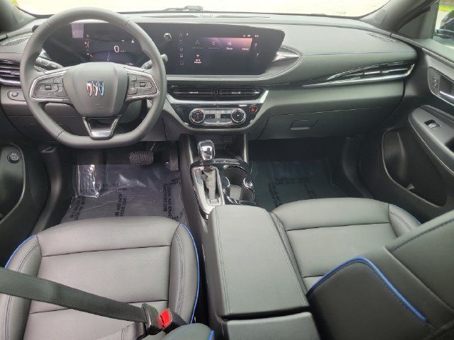Certified 2024 Buick Envista Sport Touring w/ Convenience II Package FWD image 18