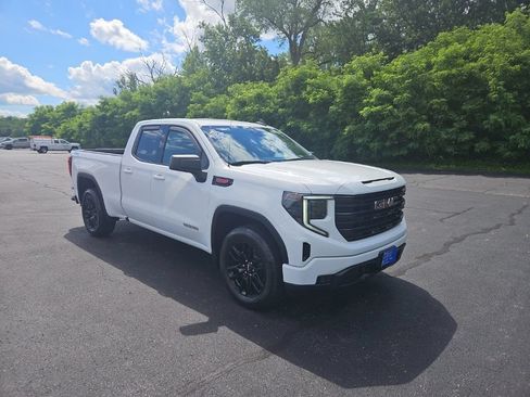 Used 2023 GMC Sierra 1500 Elevation AWD/4WD image 10