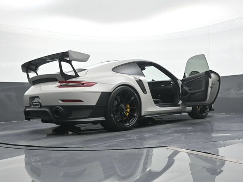 Certified 2019 Porsche 911 GT2 RS w/ Weissach Package RWD image 23