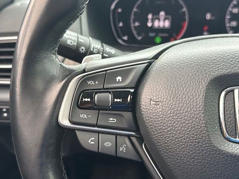 Used 2021 Honda Accord Touring image 16