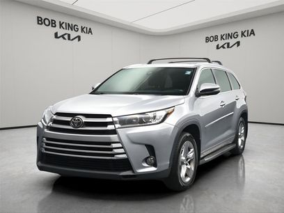 Used 2017 Toyota Highlander Limited