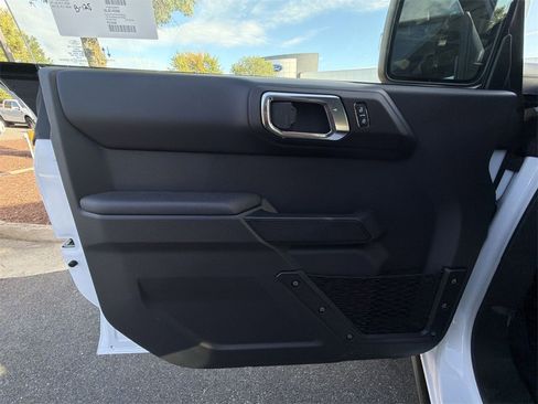 New 2025 Ford Bronco Badlands image 15