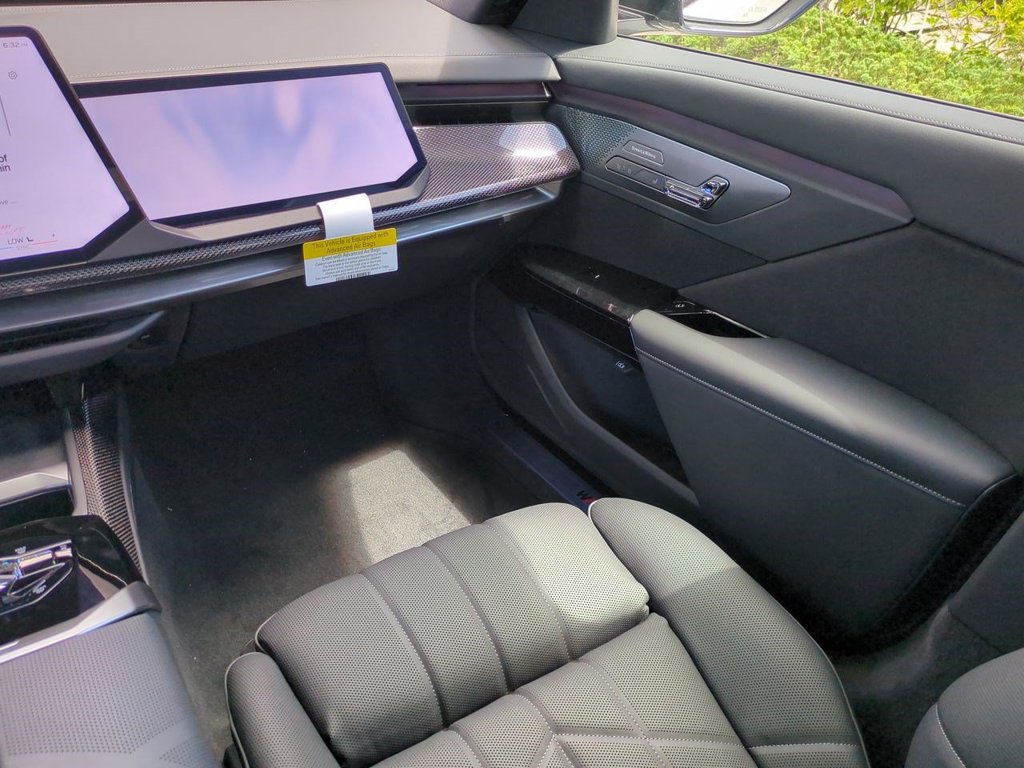 New 2027 BMW 740i RWD image 17