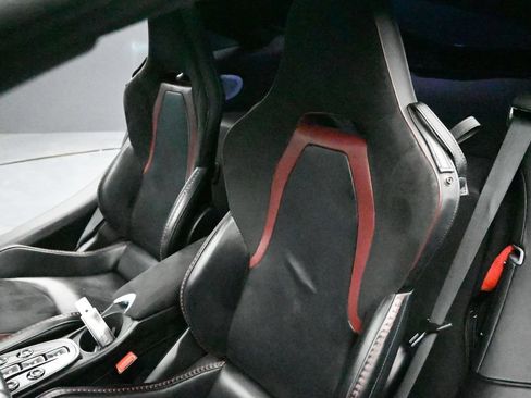 Used 2022 McLaren GT RWD image 60