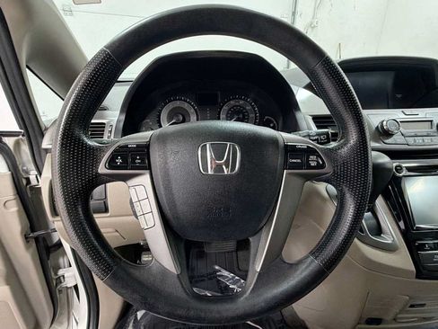 Used 2016 Honda Odyssey SE image 16