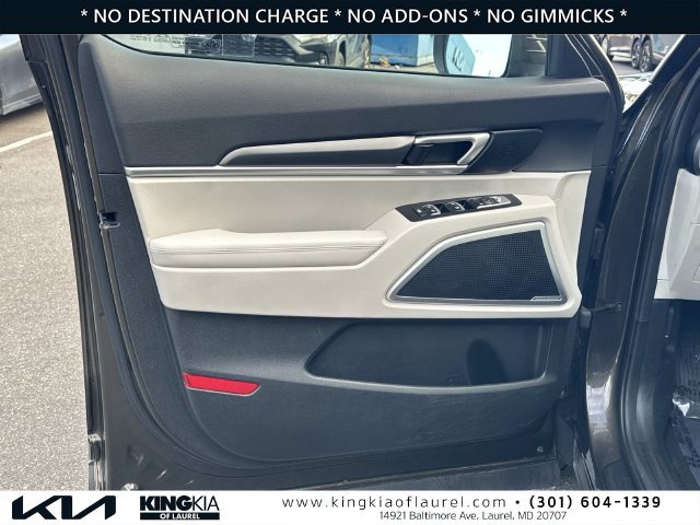 Used 2021 Kia Telluride S AWD/4WD image 19