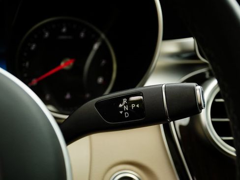 Used 2020 Mercedes-Benz C 300 Sedan image 22