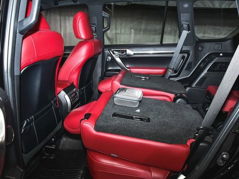 Used 2023 Lexus GX 460 Luxury w/ Sport Design Package image 55